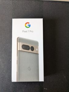 Google Pixel 7 Pro - riesengroß und schnell kaputt / Bild-/Quelle: ibdnhubzs.de